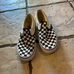 Size 8.5 Vans Classic Slip-ons